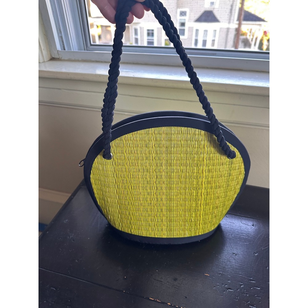 Saraye Baskets of Cambodia Tatami Grass Handbag Lime Green Black 2066B-PG